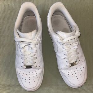 GUC White Nike Air Force Ones